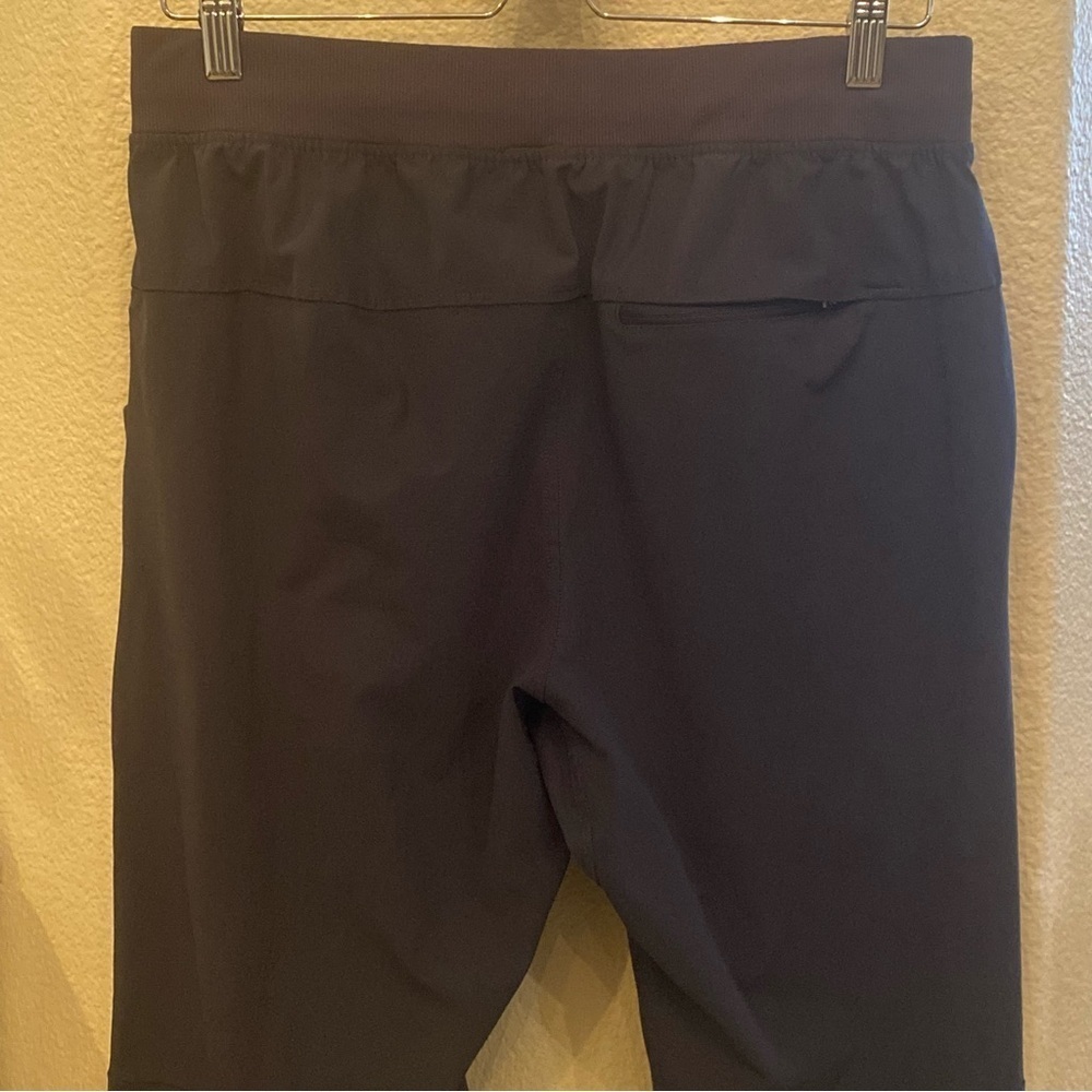 LULULEMON Men Black Jogger Pants Size Large - Picture 5 of 7